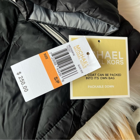 S/P Michael Kors | Packable Down Jacket - Picture 4 of 5